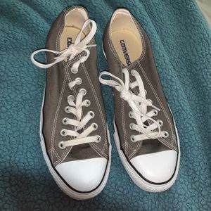 gray converse